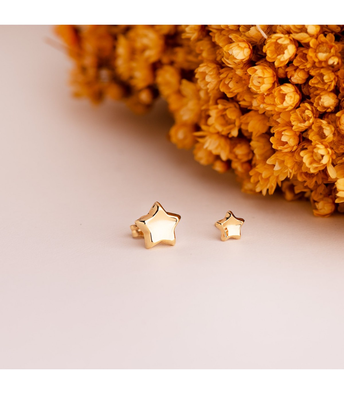 Pendientes y piercings de oro 750 en forma de estrella cóncava 8mm, pendiente oreja mujer.
