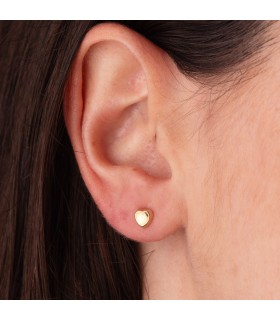 Pendientes de corazones Oro 18 K 5 mm. Pendientes para bebé, recién nacida. Estilo clásico atemporal.