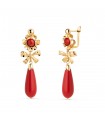 Orecchini pendenti Yosaelis goccia corallo Oro 18k