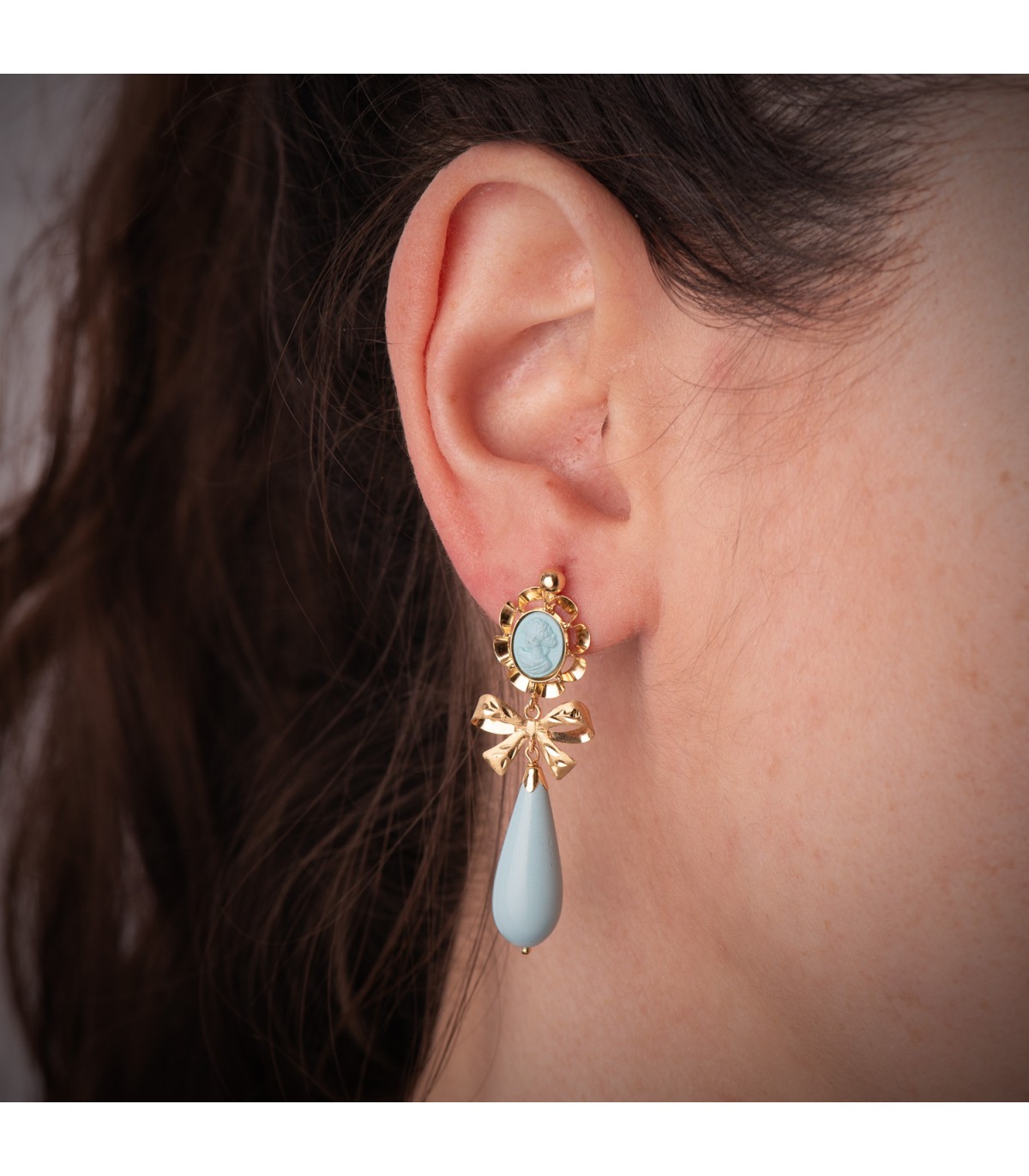 Boucles d'oreilles or jaune 18k pendantes turquoise
