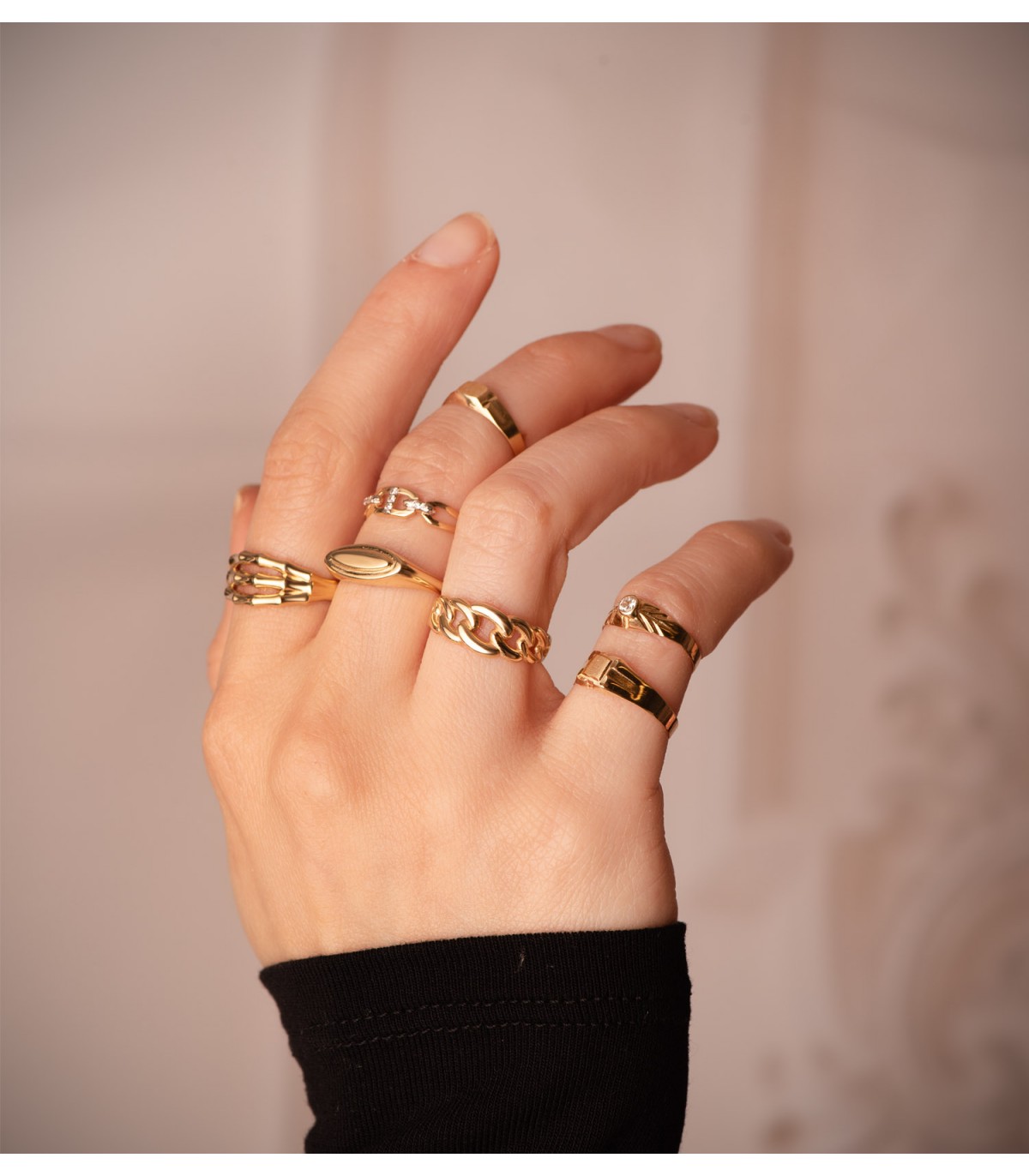 Bague jonc Bambou Or Jaune 18K. Magnifiques bagues pour femme dans la boutique de bijoux Alda. Bagues modernes.