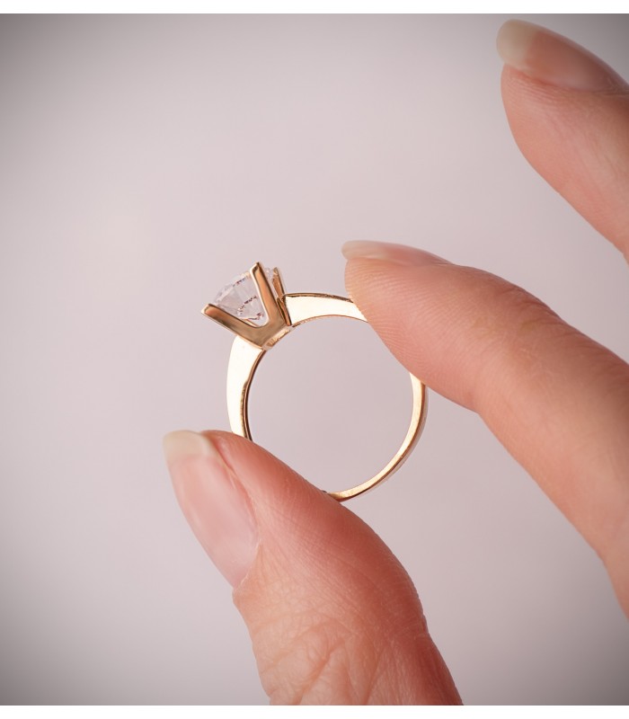 Solitaire Victoria Or Jaune 18 Carats