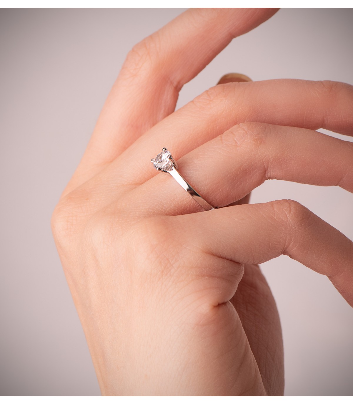 Solitario da donna oro bianco Ammon 18kt | Anelli proposta di matrimonio e fidanzamento