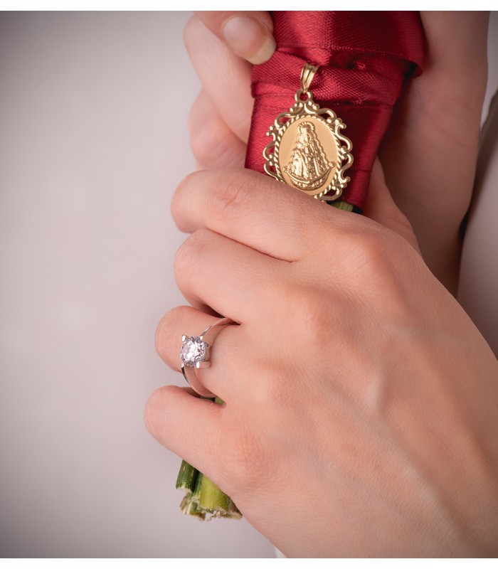 Medalla Virgen del Rocío tallada 31 mm