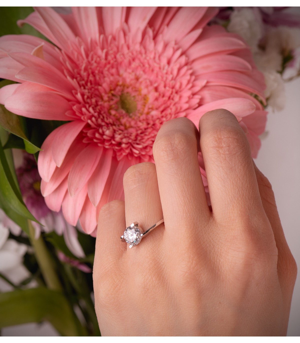 Solitaire blanc Cora 18 Carats