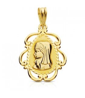 Medalla Virgen niña tallada