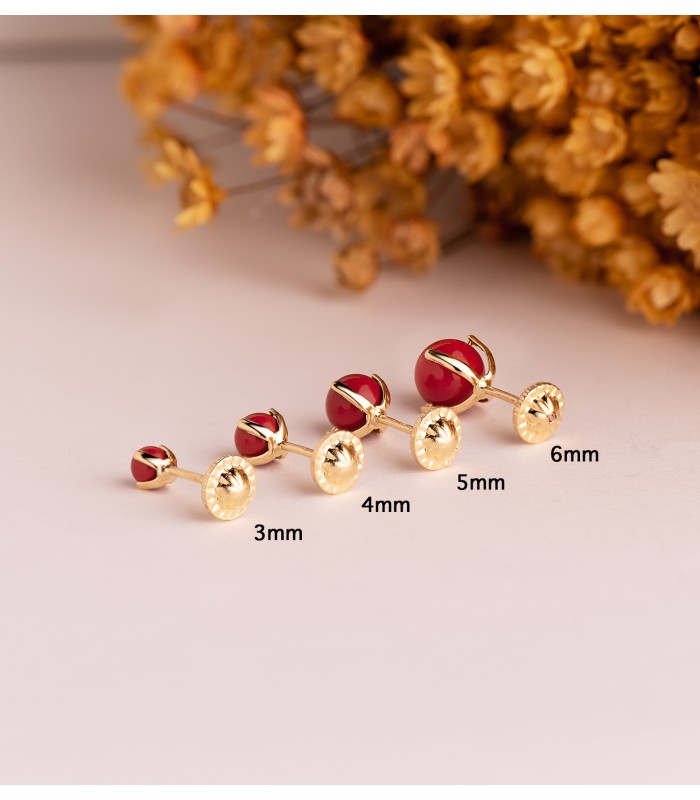 Pendientes coral y oro, bola de 6 mm Marianela 18 kilates, joyas para niña