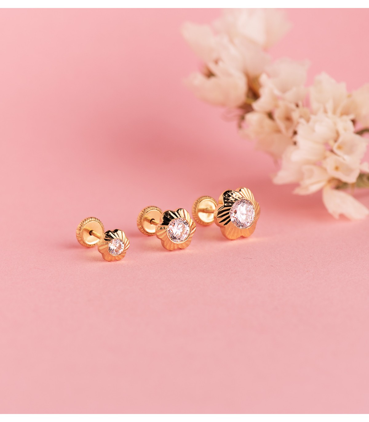 Orecchini a fiore con zirconi in oro giallo 18 carati, gioielli bambini.