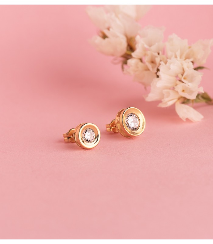 Pendientes de oro para mujer, diseño chatón con circonita 8mm.