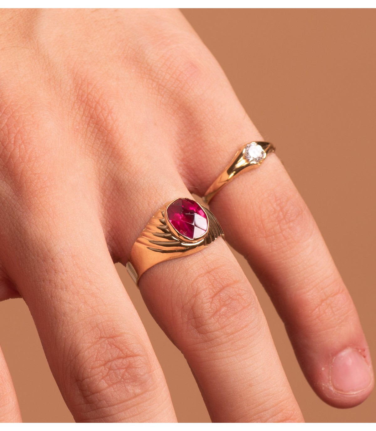 Sello caballero Roberto Oro 18K Espinela Roja