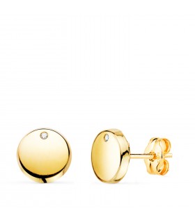 Pendientes redondos Mónica Oro 18 Kilates 8 mm. Pendientes atemporales y clásicos de mujer para llevar a diario.