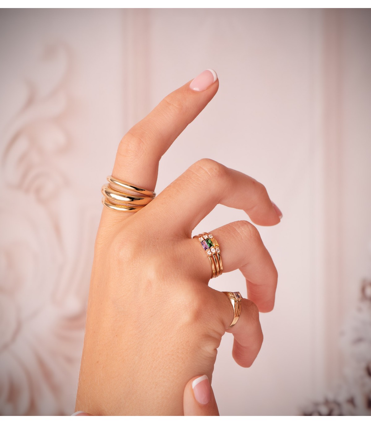 anillo ancho de mujer en oro amarillo