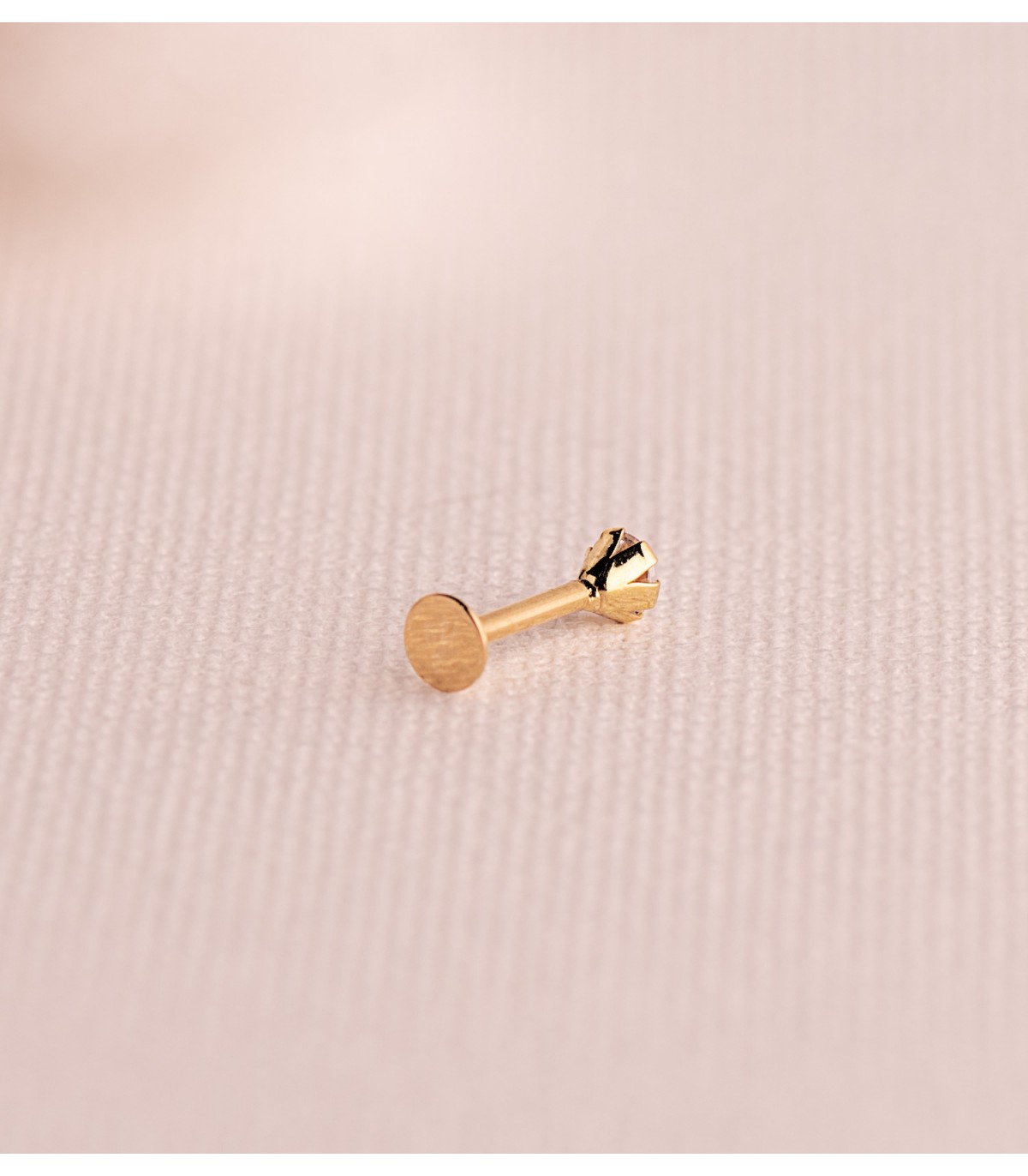 Piercing stud para Helix, tragus, anti-helix, anti-tragus, lóbulo, cartílago, flat, labret, labio.