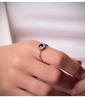 Anillo Idril Oro blanco 18K Diamantes y Zafiro