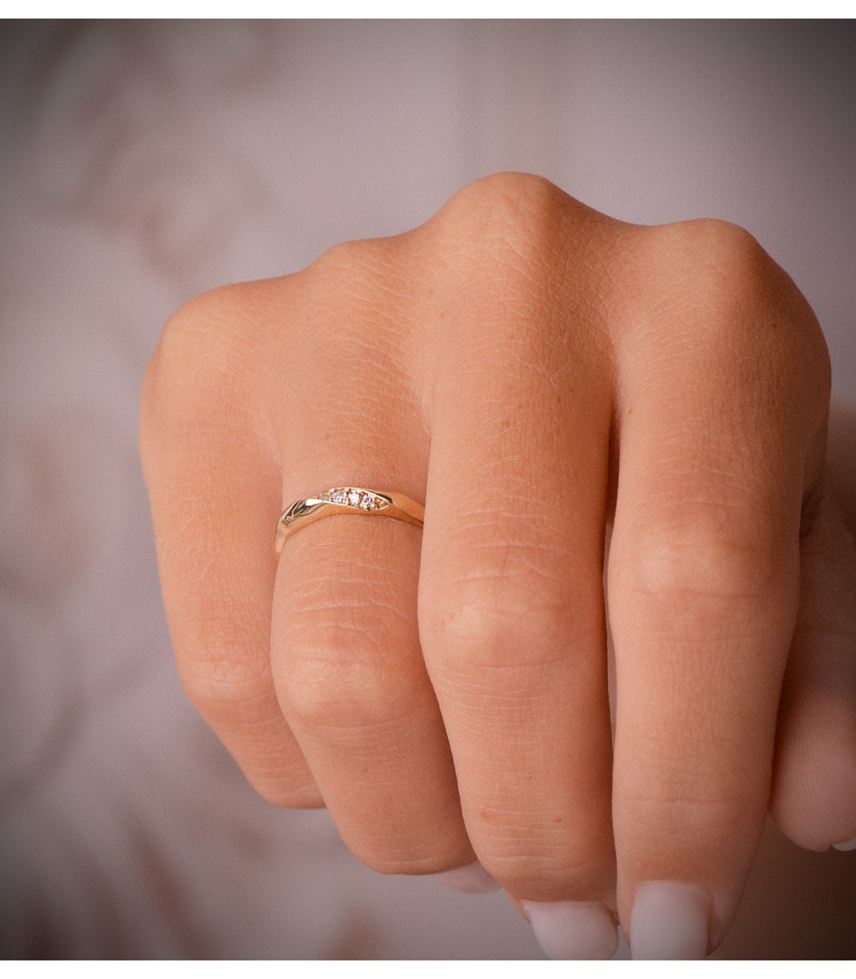 Anillo diamantes Whisper Oro 18K 0.050 qts