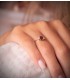 Anello con rubino rosso - Modello Intuition in oro giallo con diamanti, ideale regalo donna: Natale, Proposta Matrimonio.
