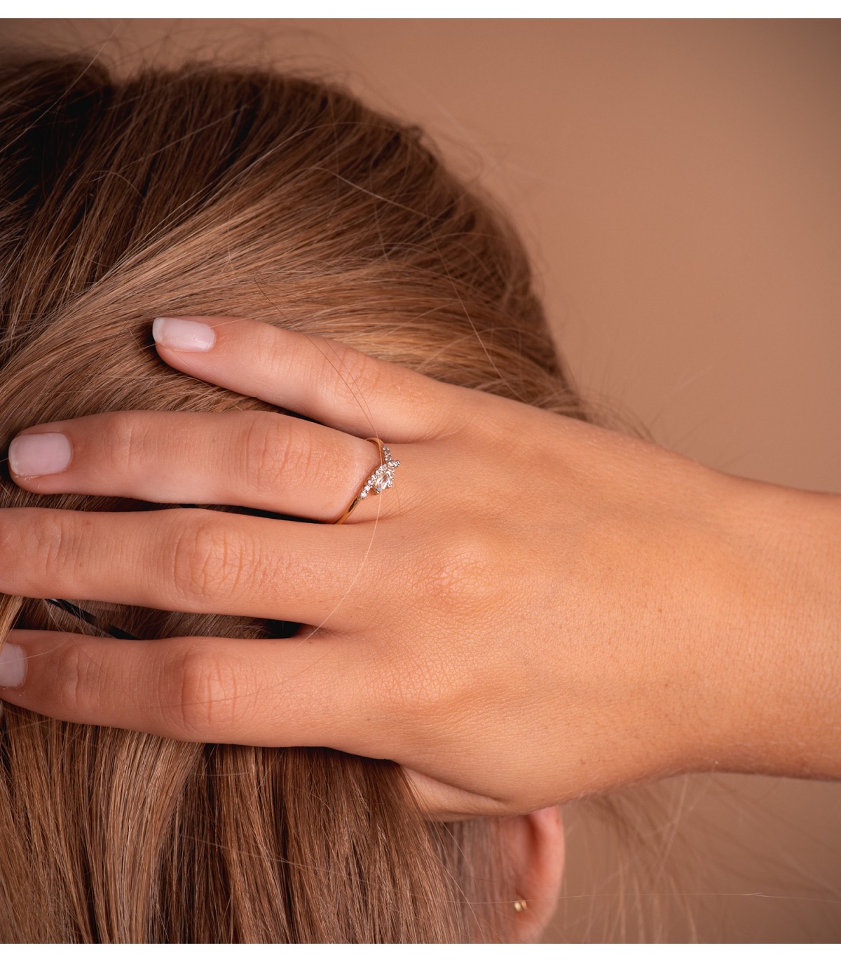 Anello Meraki Oro 18kt Cross Topazio azzurro