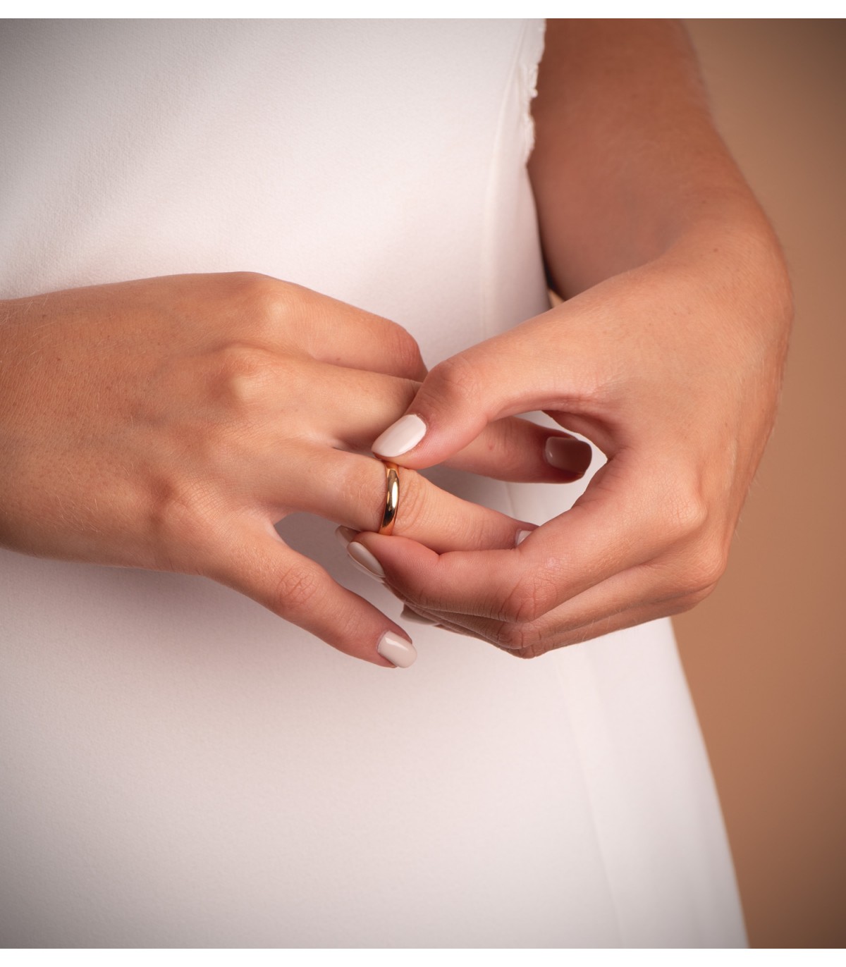 Alianza matrimonio mujer Classic. Anillo compromiso oro 18 kilates. Alda Joyeros.