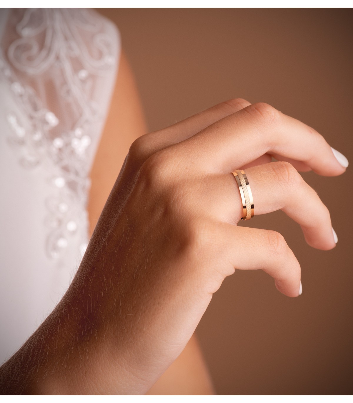 ALIANZA plana textura RAYADA anillo de boda compromiso grabado joyeria online