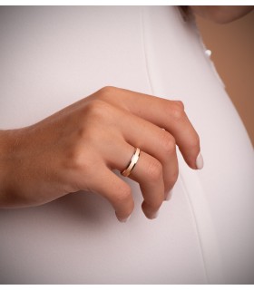 Alianzas boda mujer. Anillo de compromiso oro amarillo 18 kilates. Compra online.