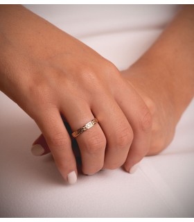 Fede nuziale con taglio a diamante. Fede nuziale donna. Alda Joyeros.
