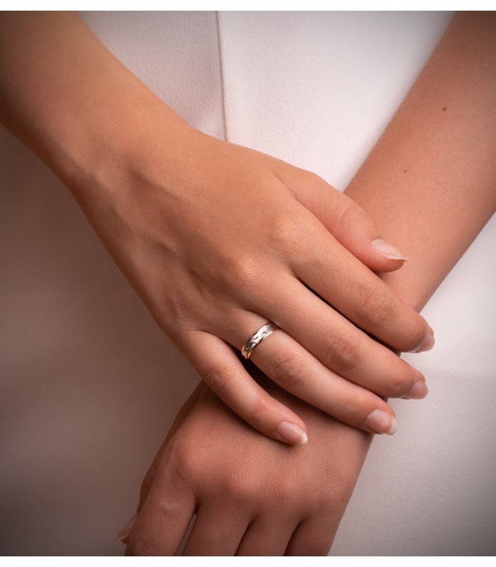 Alliance pour mariage Gangi en or bicolore. Alliance or 18 carats. Alda Joyeros.