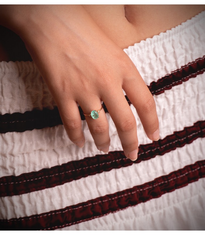 Ring ovaler grüner Quarz, Ringe mit Edelsteinen – Modell Lyra, 18 Karat Gold
