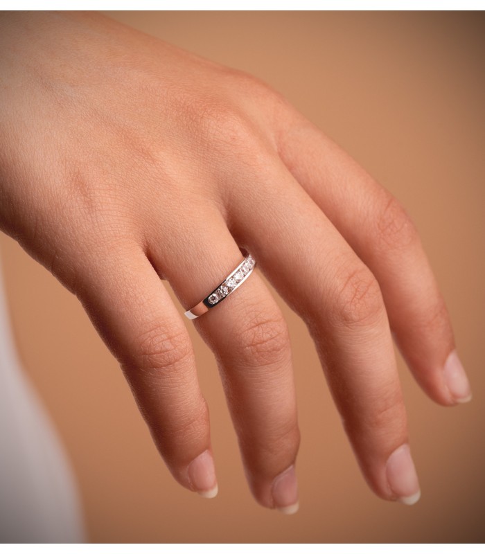 Alliance pour mariage 18 carats or blanc. Bijouterie en ligne.