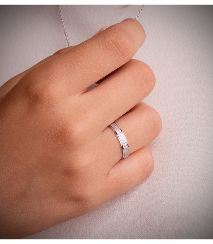Alliance pour femme. Bague Perugia 18 carats or blanc. Alda Joyeros.