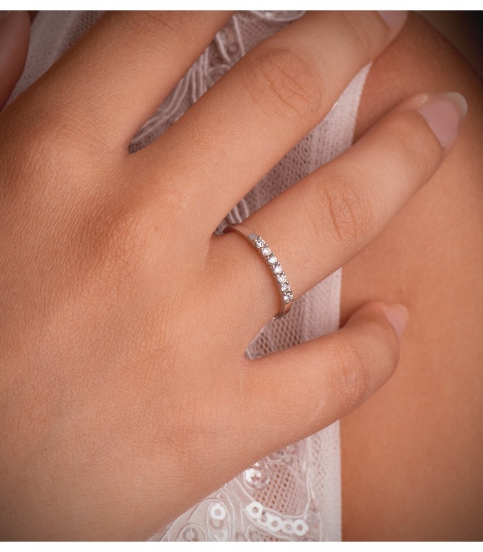 Bague pour femme de mariage en or blanc. Bague avec diamants. Bijouterie en ligne.