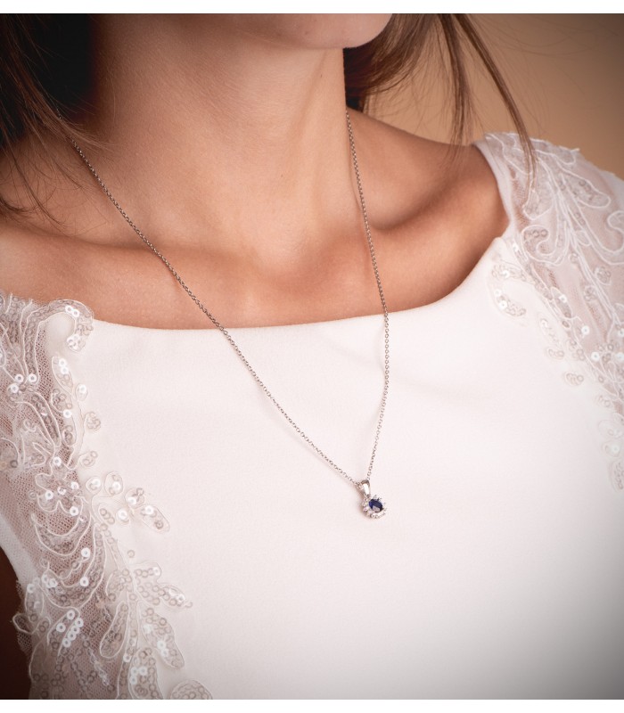 Ciondolo Idril oro bianco 18kt diamanti e zaffiro