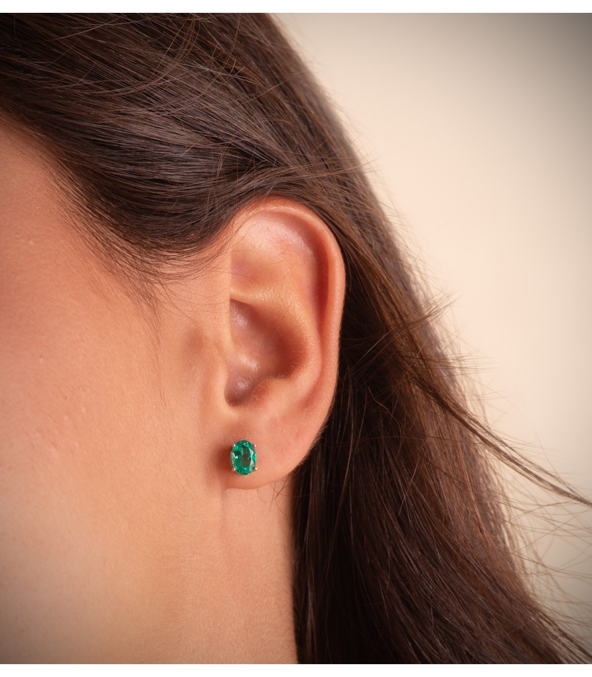 Boucles d'oreilles Émeraude Ovale Nora Or Jaune 18K, puces d'oreilles femme et mariage