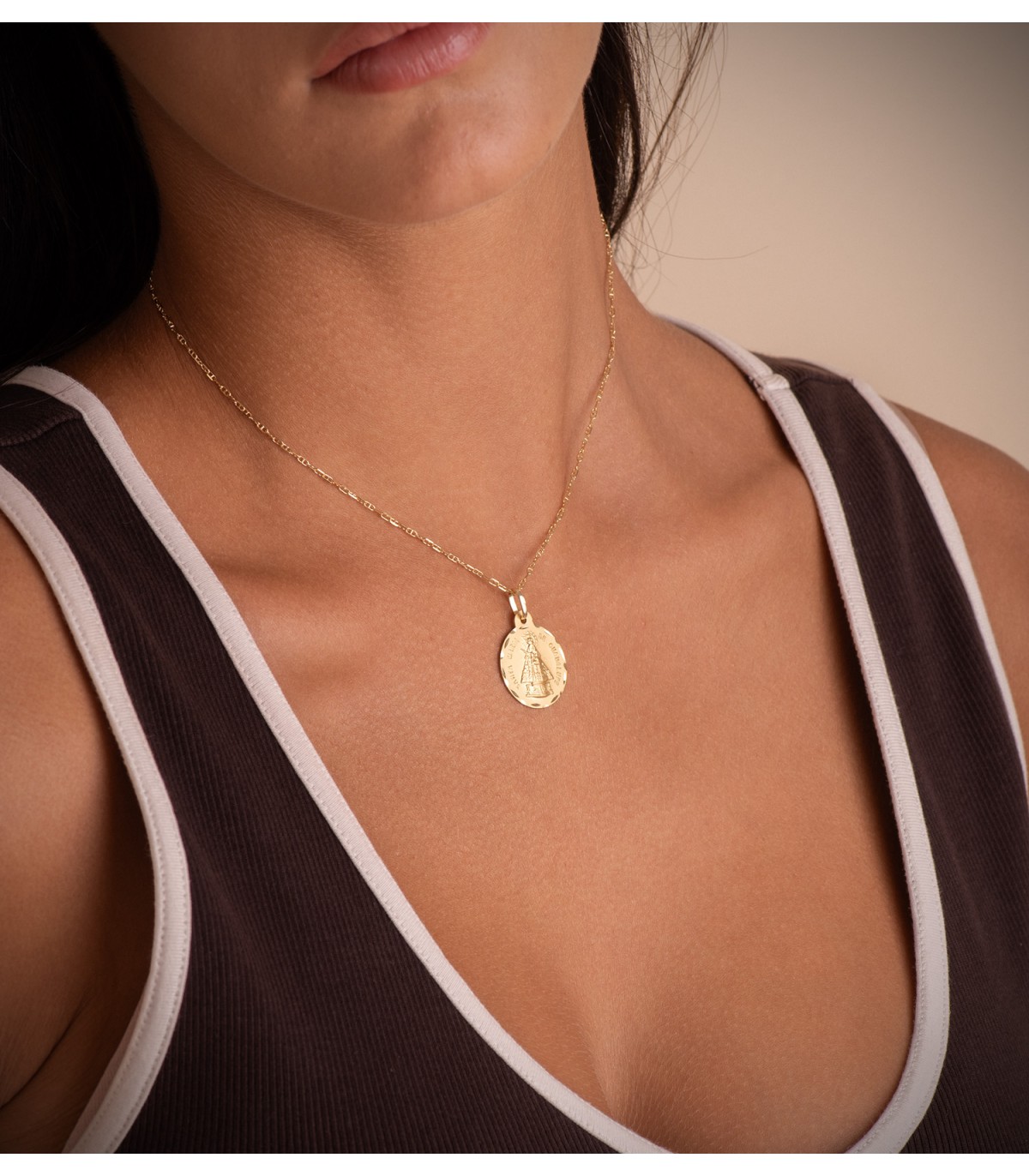 Chaîne Marine forçat Or 18K 1.5mm 40cm. Colliers maille fine et massive. Chaînes baptême, bébé et enfants.