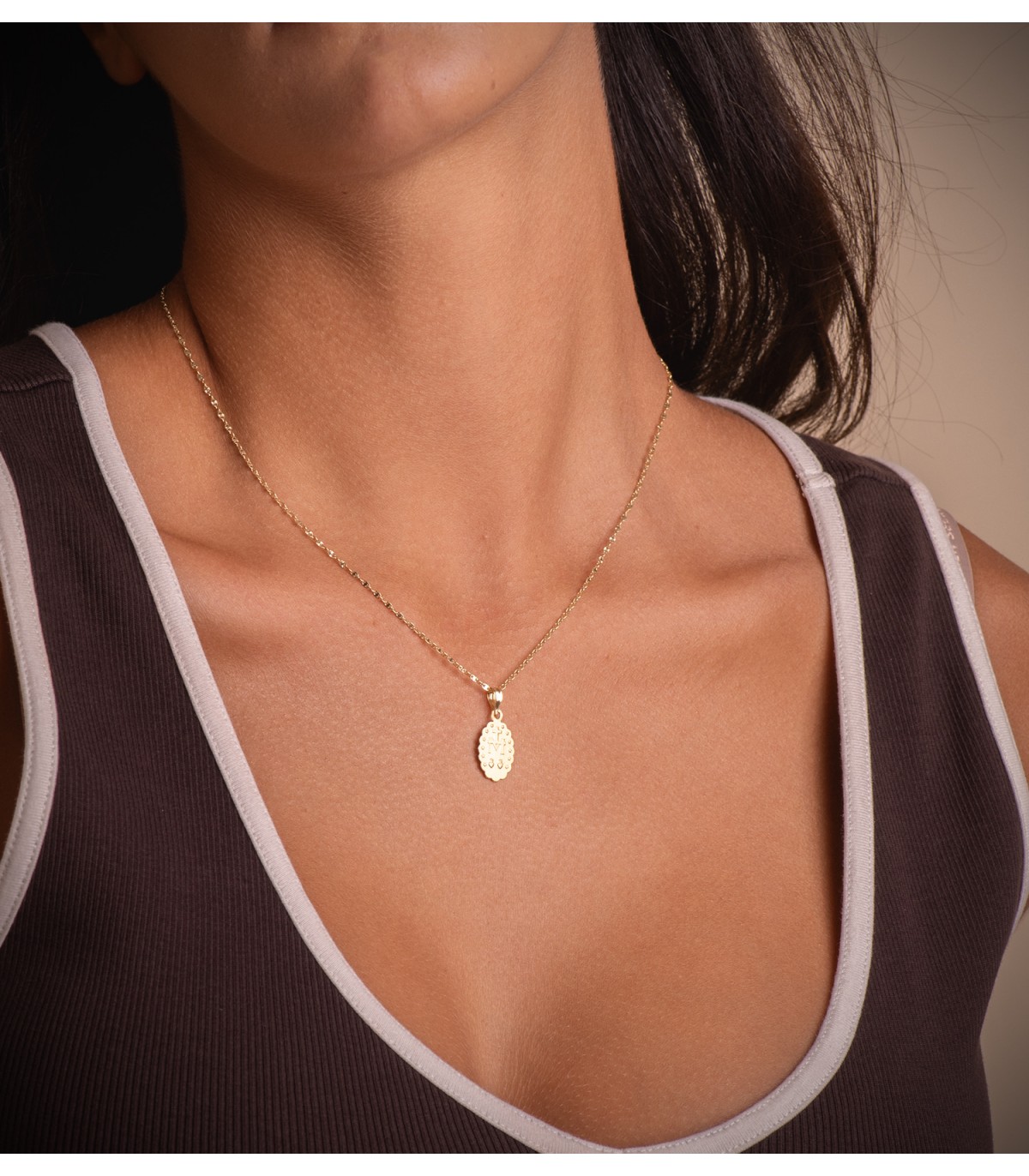 Medalla Milagrosa Oro Amarillo 18K 15mm - Medallita oval con la Virgen en oro