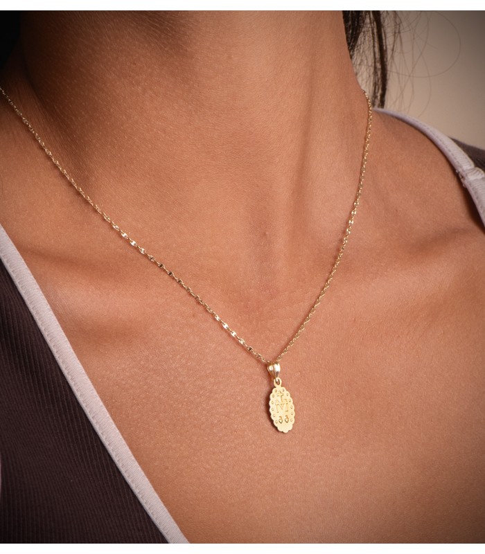 Medalla Milagrosa Oro Amarillo 18K 15 x 11 mm, satinada con forma oval, Virgen María en relieve