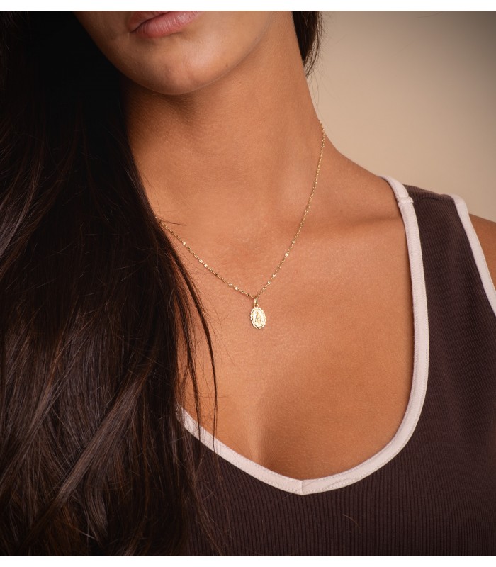Medalla Virgen Milagrosa Oro 18K 12mm Tallada