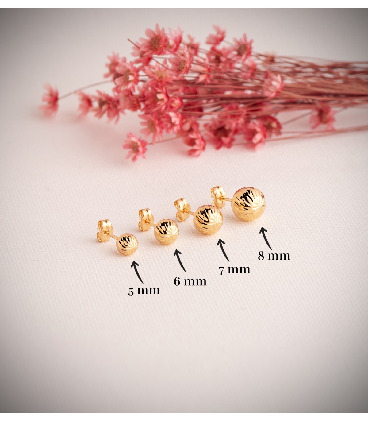 Pendientes oro amarillo Annunziata 6 mm bola tallada 18 Ktes