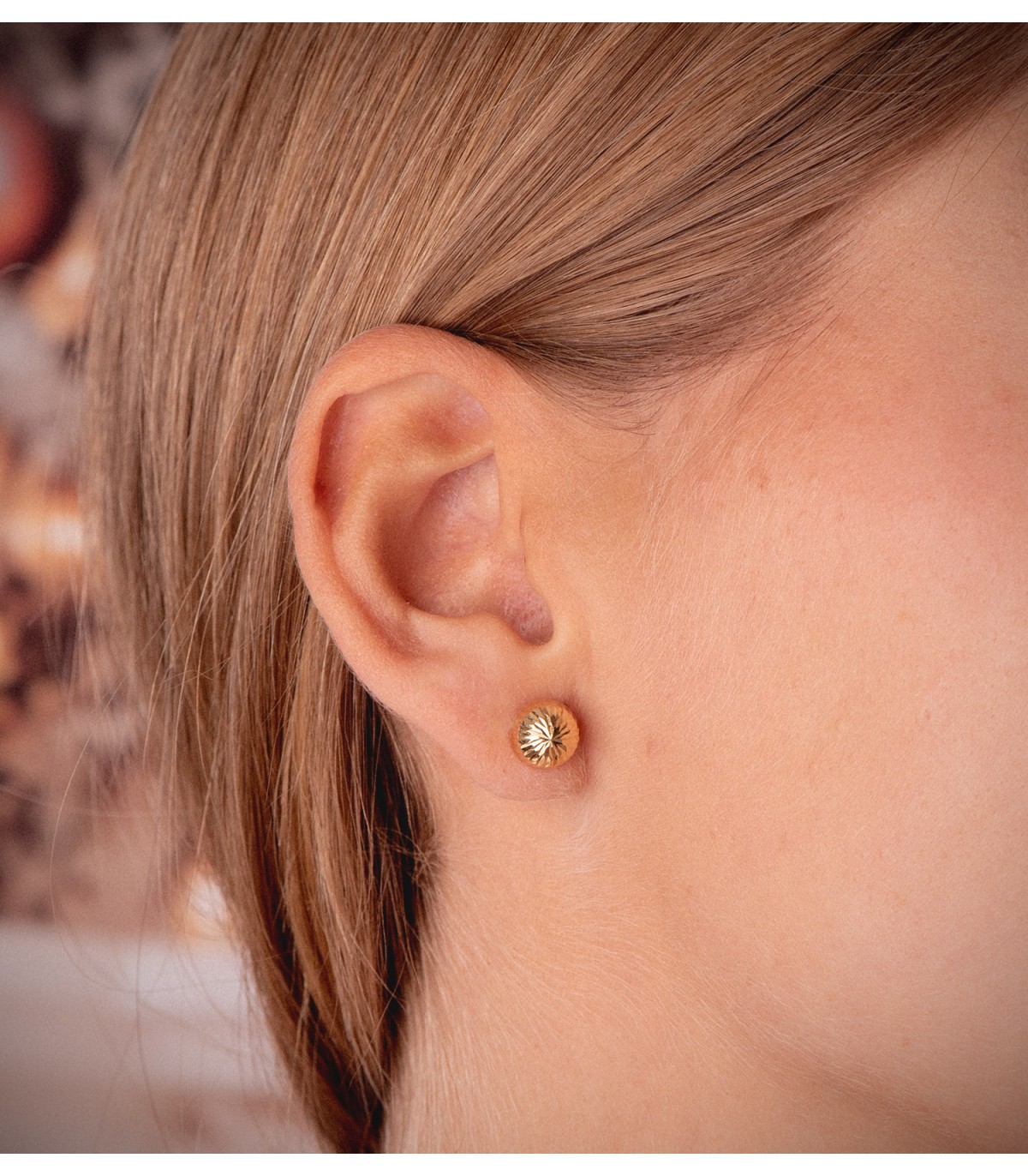 Pendientes Aitana bola tallada 8mm oro 18k