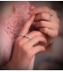 Bague avec émeraude et diamants en or blanc 750, cadeau idéal pour femme : Noël, fiançailles.