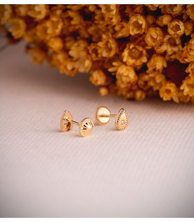 Puces d'oreilles Goutte d'eau Or jaune 750 avec Oxyde de Zirconium. Boucles pour femmes.