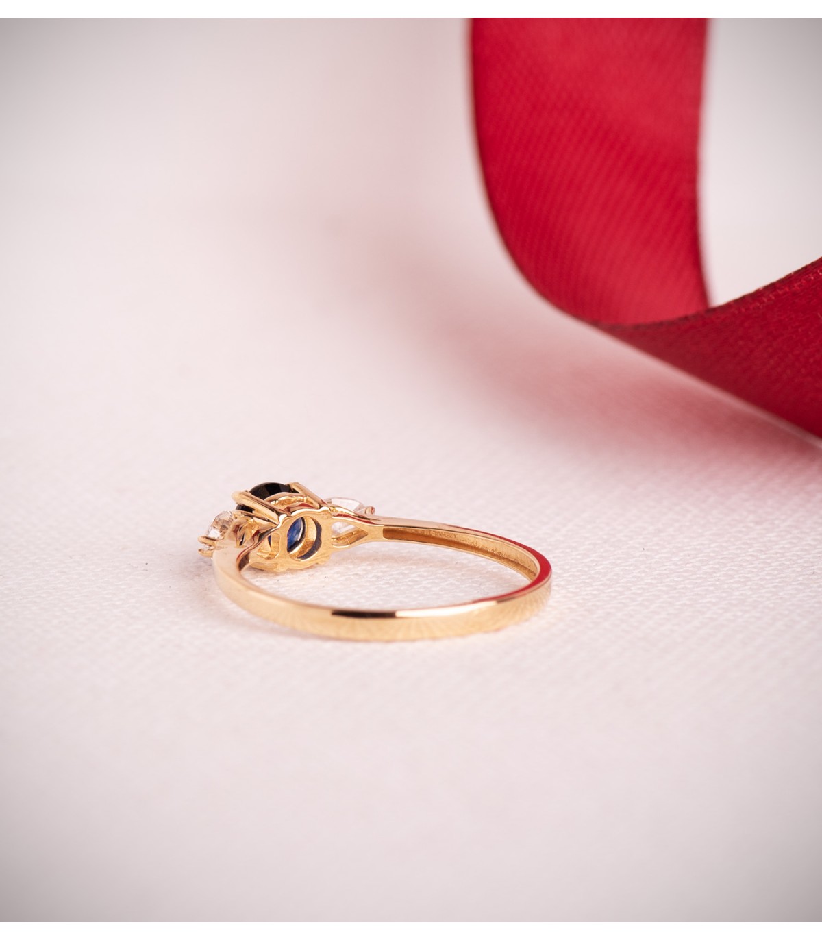 Saphir Ring mit Diamanten 750 Gelbgold P30188-2OAZA | Aura