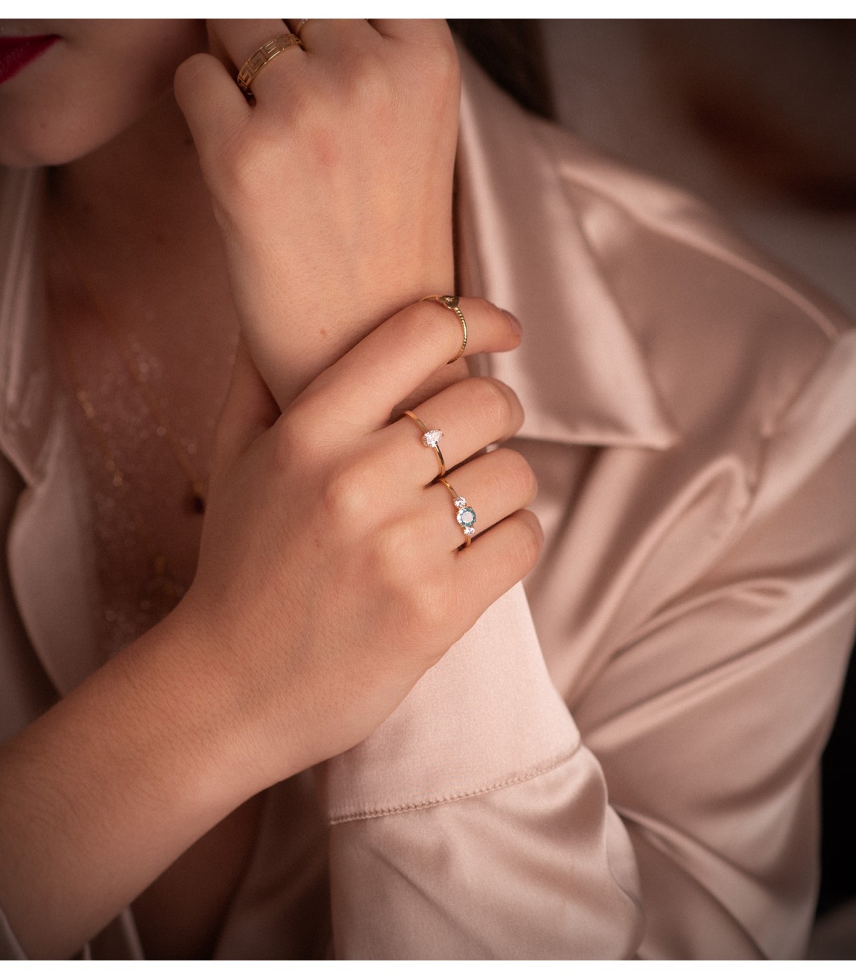 Anillo con Aguamarina Oro 18K Ottawa | Anillos de mujer con piedras semipreciosas.