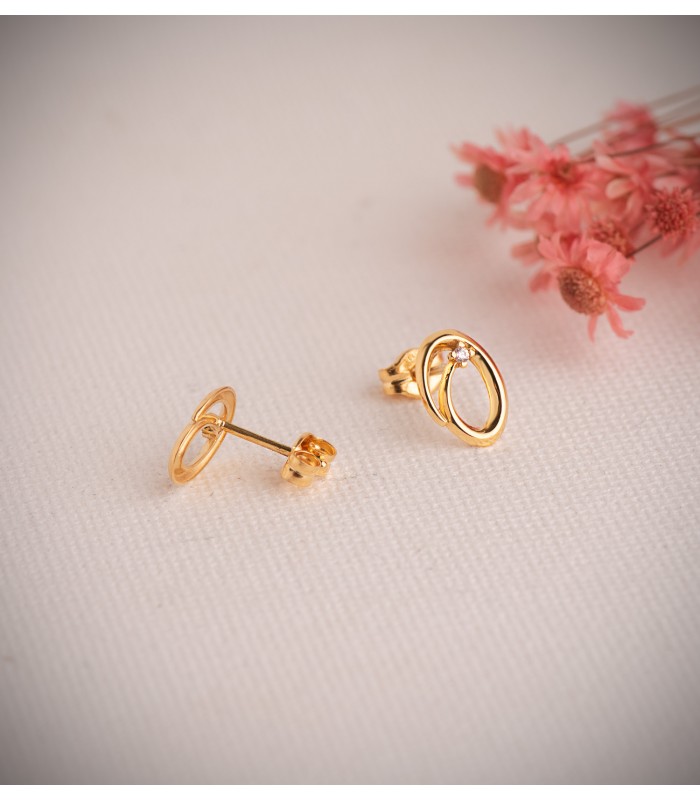 Boucles d'oreilles en or pour femme, modèle Ophélie 9 mm, clous d'oreilles zircons et or 18 carats.