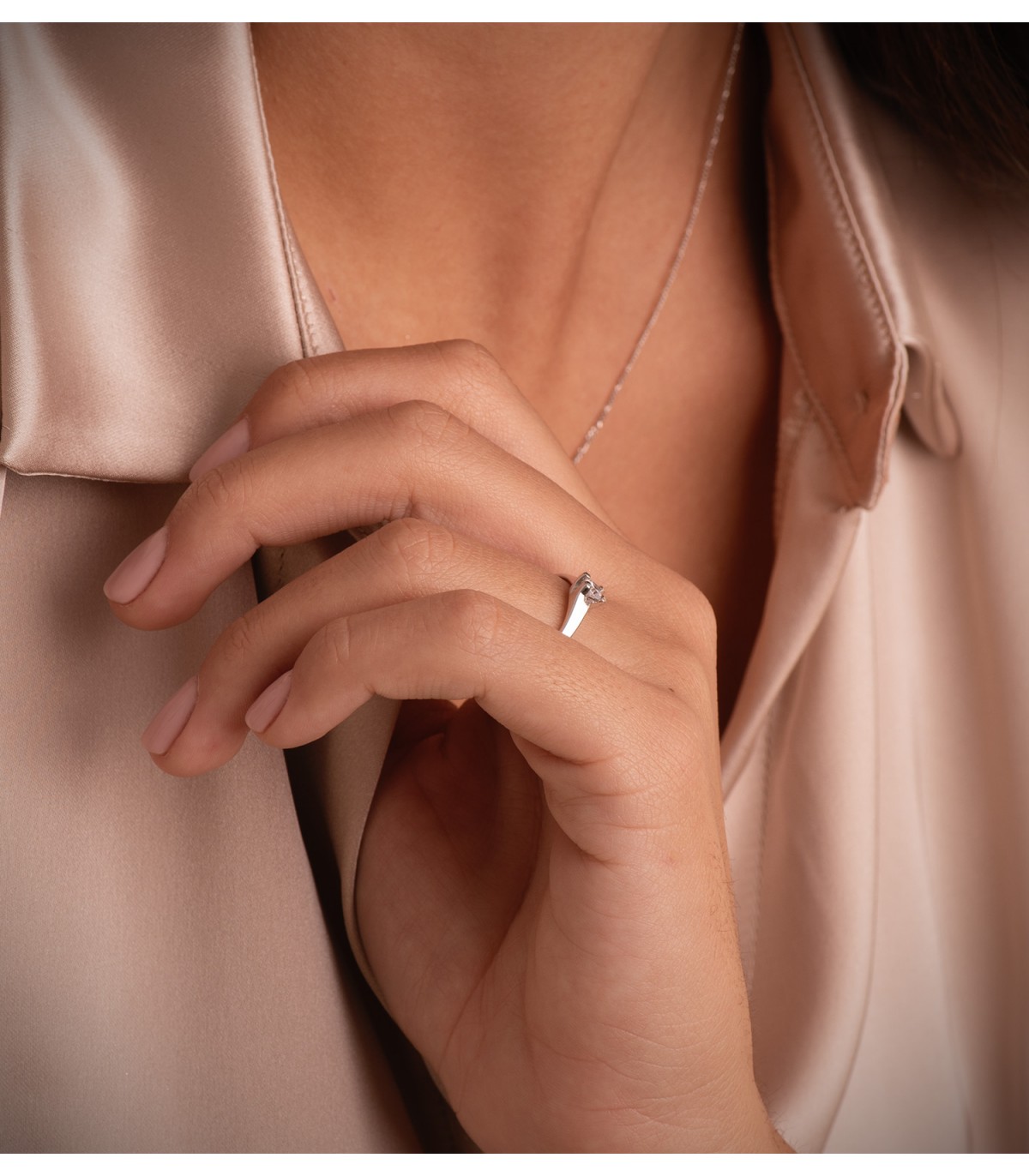 anillo de compromiso salonia en oro blanco barato para mujer