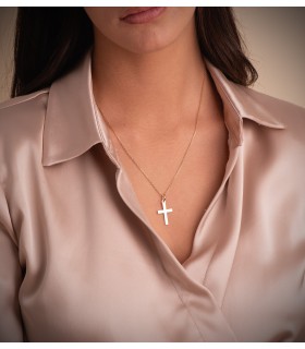 Croci in oro 18 carati per battesimi e comunioni - Ciondolo croce lavorazione a lastra 24mm