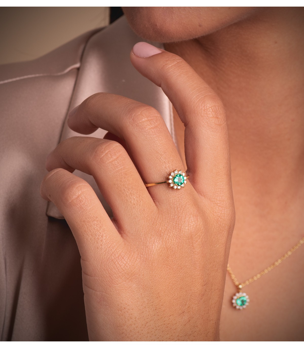 Smaragd Ring mit Diamanten 750 Gelbgold P30180-2OAES