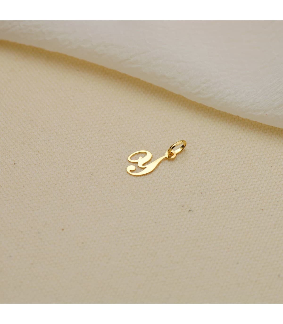 Colgante inicial Y 18K, collares con letras y nombres personalizados oro.