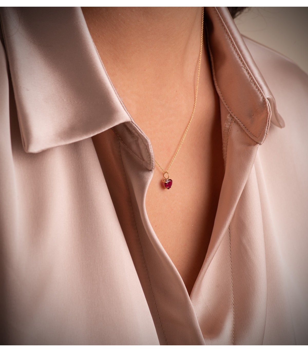 Colgante corazón rojo Oro 18K 6mm | Colgantes de mujer, piedras de colores
