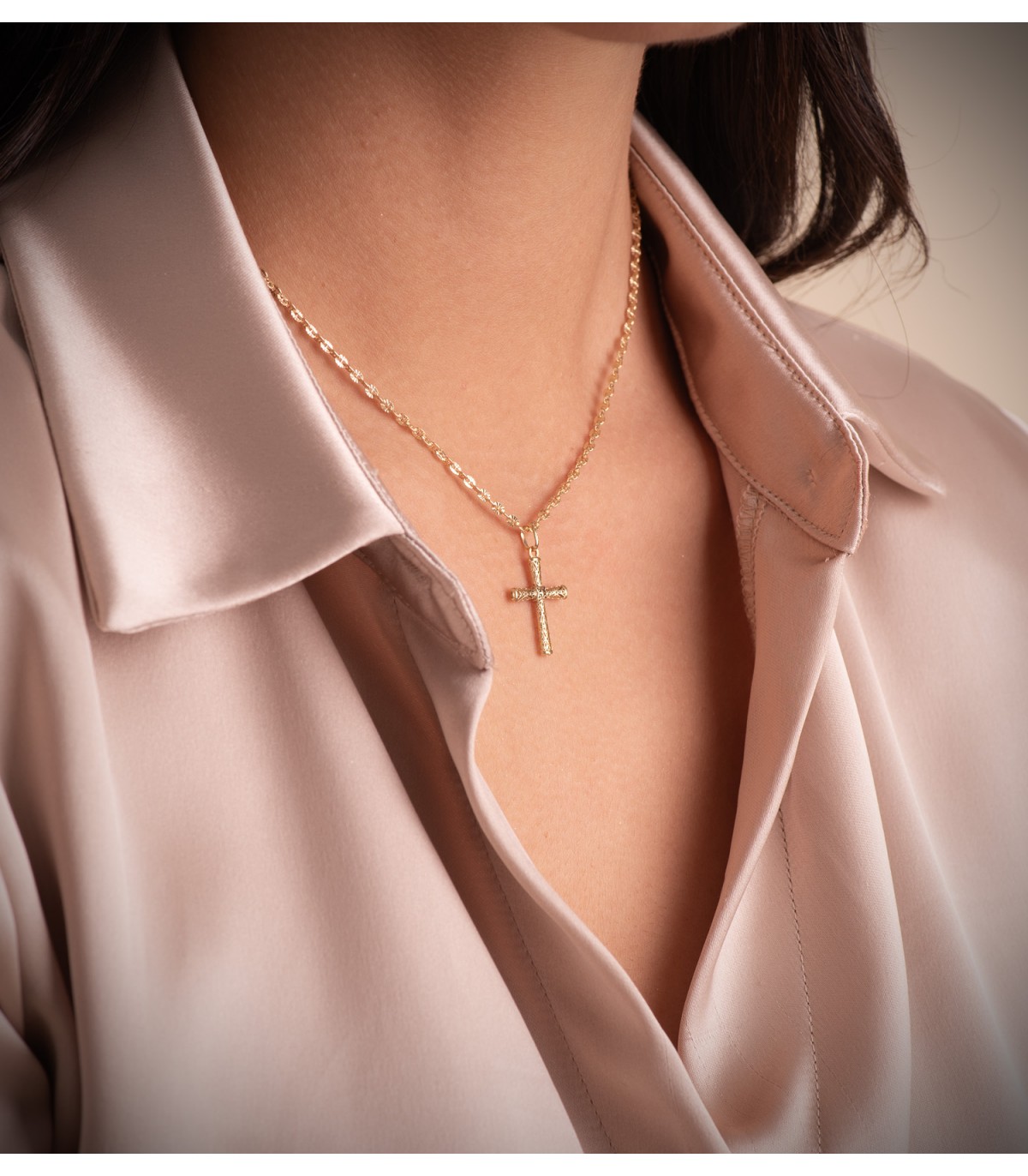 Croix bâton Filigrane Or 18 carats 22mm, collier avec croix femme