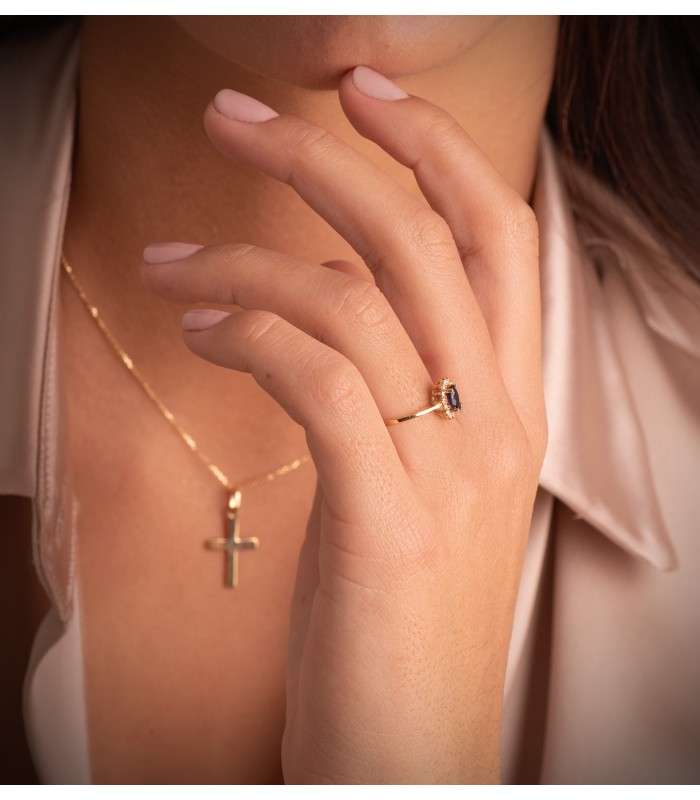 Anillo Jasmin Zafiro y Diamantes Oro Amarillo 18K. Anillo con piedras de la colección de compromiso y boda.